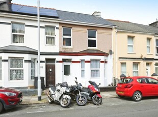 2 bedroom flat for sale in Grenville Road, Plymouth, Devon, PL4