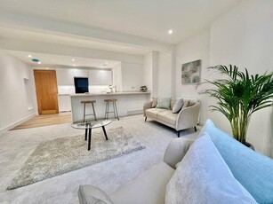 2 bedroom flat for sale in Lockyer Court, The Hoe, Plymouth. A stunning newly refurbished 2 double bedroomed ground floor flat, Fabulous location! , PL1