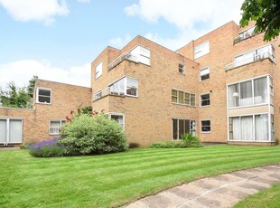 2 bedroom flat for sale in Marston Ferry Road, Summertown, North Oxford, OX2