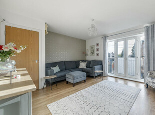 2 bedroom flat for sale in Primula Court, Primrose Hill, Chelmsford, CM1 2FZ, CM1