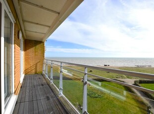 2 bedroom flat for sale in San Diego Way, Eastbourne, East Sussex, BN23