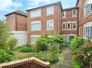 2 bedroom flat for sale in Southgate Court, Holloway Street, EX2 4JL, EX2