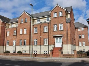 2 bedroom flat for sale in The Strand, London Road, Gloucester, GL1