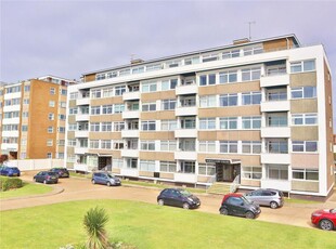 2 bedroom flat for sale in West Parade, Worthing, West Sussex, BN11