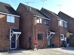 2 bedroom house for sale in Madeline Place, Chelmsford, CM1