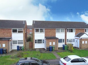 2 bedroom maisonette for sale in Glenmere Close, Cambridge, CB1