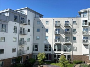 2 bedroom property for sale in Station View, Guildford, Surrey, GU1