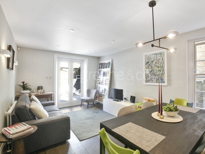 2 bedroom property to let in Portnall Road London W9