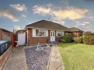 2 bedroom semi-detached bungalow for sale in Rusper Road South, Worthing, BN13