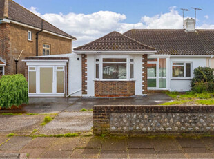 2 bedroom semi-detached bungalow for sale in Seamill Park Crescent, Worthing, BN11