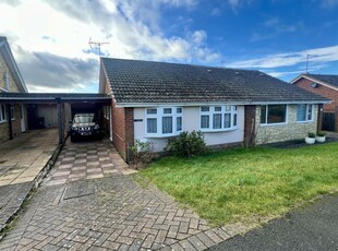 2 bedroom semi-detached bungalow for sale in Thoresby Avenue, Tuffley, Gloucester, GL4