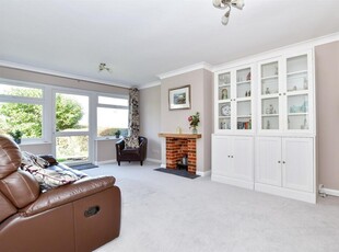 2 bedroom semi-detached bungalow for sale in Woodlands, Coxheath, Maidstone, Kent, ME17