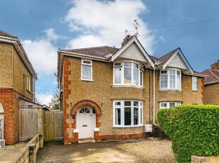 2 bedroom semi-detached house for sale in Churchward Avenue, Swindon, Wiltshire, SN2