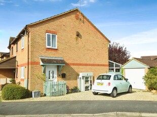 2 bedroom semi-detached house for sale in Hampton Drive, Grange Park, Swindon, SN5