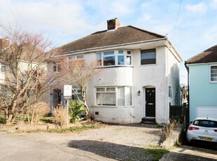 2 bedroom semi-detached house for sale in High View Way, Midanbury, Southampton, Hampshire, SO18