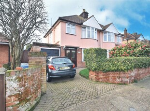 2 bedroom semi-detached house for sale in Leopold Road, Ipswich, Suffolk, IP4