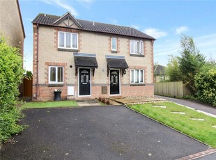 2 bedroom semi-detached house for sale in Thyme Close, Swindon, Wiltshire, SN2