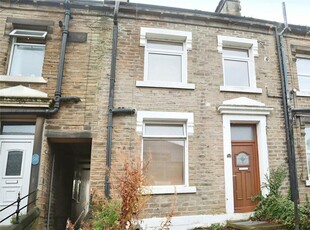 2 bedroom terraced house for rent in Chapel Terrace, Crosland Moor, Huddersfield, HD4