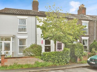 2 bedroom terraced house for sale in Alexandra Road, Norwich, NR2