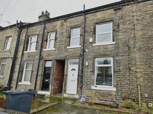 2 bedroom terraced house for sale in Church Street, Crosland Moor, HD4