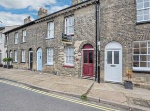 2 bedroom terraced house for sale in College Street, Bury St. Edmunds, IP33
