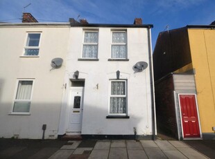 2 bedroom terraced house for sale in Courtenay Road, St Thomas, Exeter, EX2 8JT, EX2