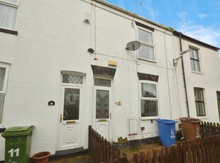 2 bedroom terraced house for sale in Ditmas Avenue, Anlaby Common, Hull, HU4