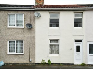 2 bedroom terraced house for sale in Medgbury Road, Swindon, Wiltshire, SN1