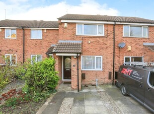 2 bedroom terraced house for sale in Montrose Avenue, YORK, North Yorkshire, YO31