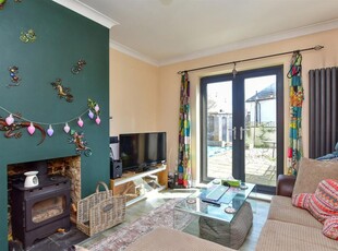 2 bedroom terraced house for sale in Mountfields, Brighton, East Sussex, BN1