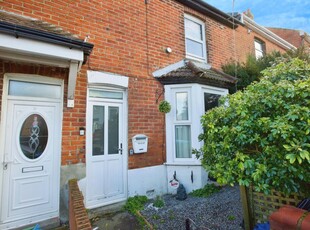 2 bedroom terraced house for sale in Poole Road, Southampton, SO19