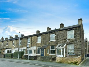 2 bedroom terraced house for sale in Reed Street, Marsh, Huddersfield, HD3