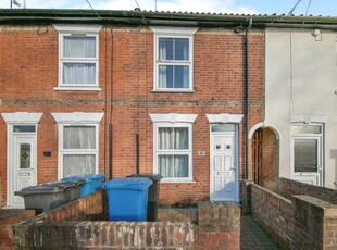 2 bedroom terraced house for sale in Rendlesham Road, IPSWICH, IP1