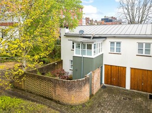 2 bedroom terraced house for sale in St. Thomas Street, Winchester, Hampshire, SO23