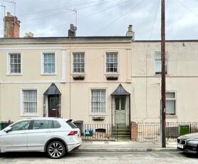 2 bedroom terraced house for sale in Stroud Road, Gloucester, GL1