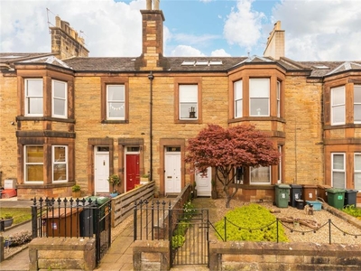 3 bed double upper flat for sale in Balgreen