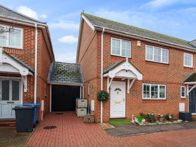 3 Bed House For Sale in Windsor, Berkshire, SL4 - 5261199