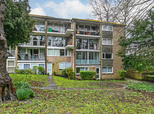 3 bedroom apartment for sale in Northlands Drive, Winchester, SO23