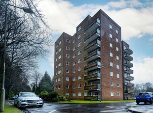3 bedroom apartment for sale in Norwood Park, Bearsden, G61