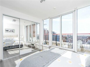 3 bedroom apartment for sale in The Canalside, Gunwharf Quays, Portsmouth, PO1