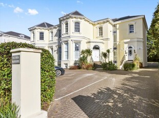 3 bedroom apartment for sale in Victoria Mansions, Malvern Road, Cheltenham, Gloucestershire, GL50