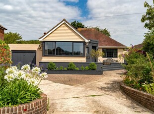 3 bedroom bungalow for sale in Cissbury Gardens, Findon Valley, West Sussex, BN14