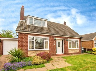 3 bedroom bungalow for sale in Ivanhoe Close, Doncaster, South Yorkshire, DN5