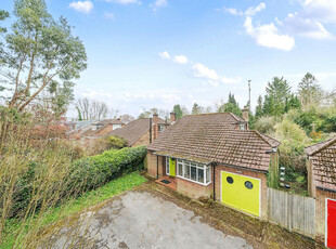 3 bedroom bungalow for sale in Long Close, St Cross, Winchester, Hampshire, SO23