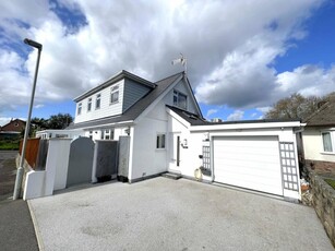 3 bedroom chalet for sale in Pound Lane, Oakdale, Poole, BH15