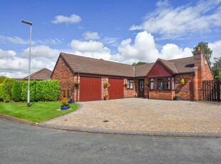 3 bedroom detached bungalow for sale in Aspull Close, Birchwood, Warrington, WA3 7NE, WA3