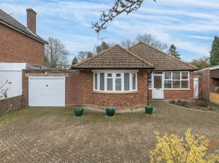 3 bedroom detached bungalow for sale in Midway, St. Albans, AL3