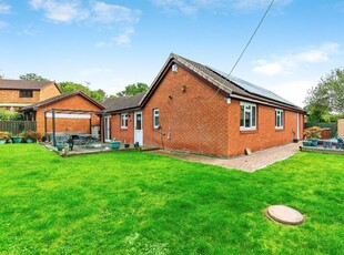3 bedroom detached bungalow for sale in Whaddon Close, Northampton, NN4