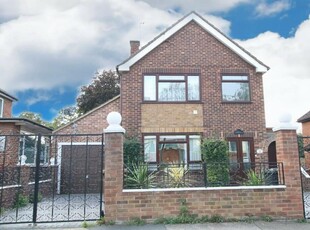 3 bedroom detached house for sale in Ashcroft Road, Ipswich, Suffolk, IP1