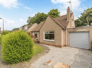 3 bedroom detached house for sale in Braehead Loan, Edinburgh, EH4